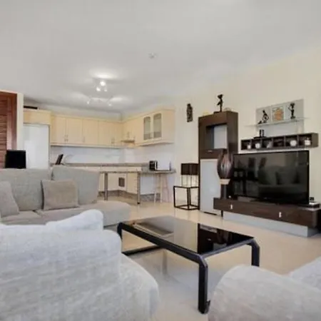 Apartamento Vistas Al Mar Con Piscina Comunitaria * Costa Adeje (Tenerife)